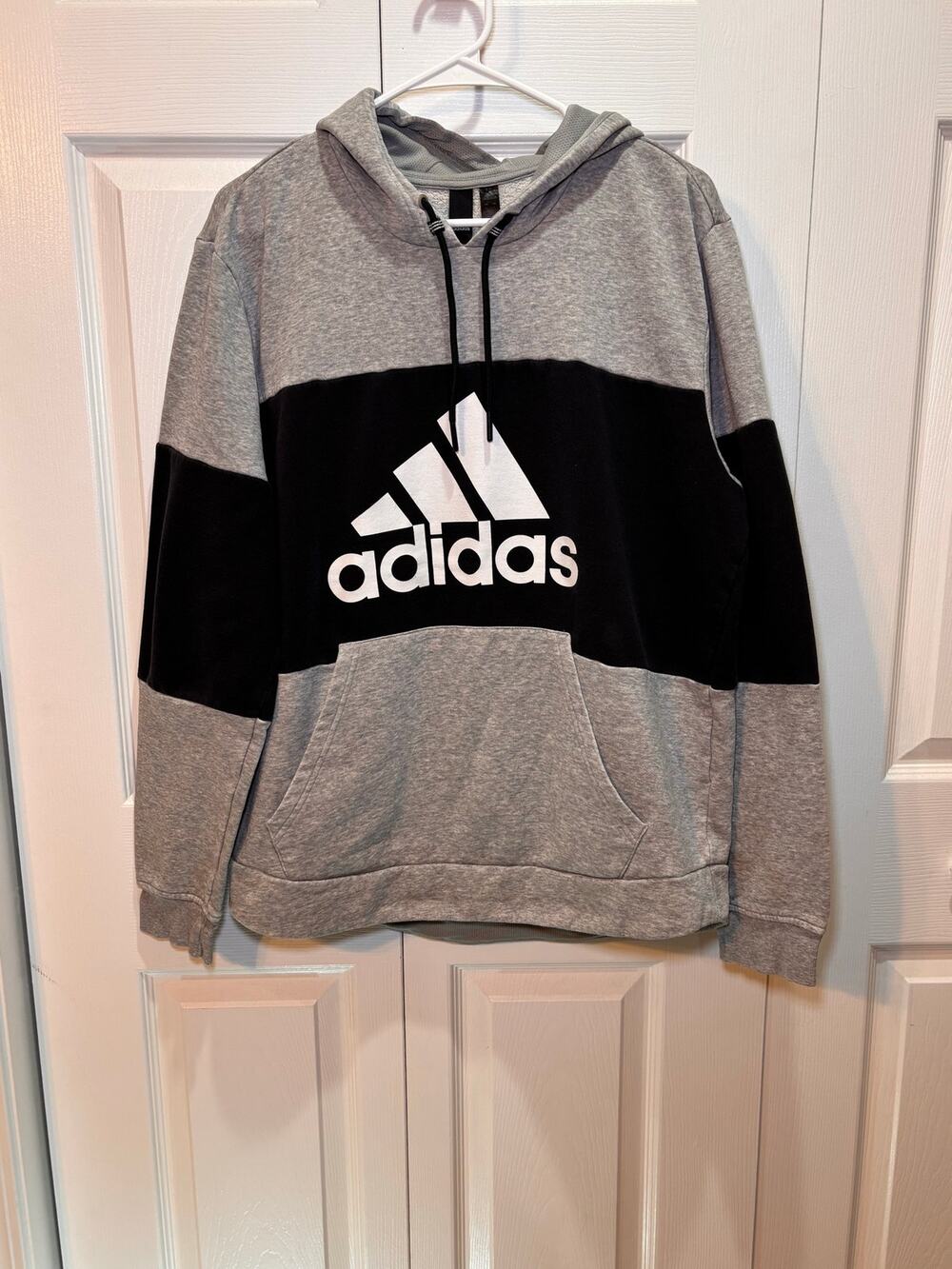 Adidas Men’s Large Gray Black Colorblock Logo Pullover Hoodie